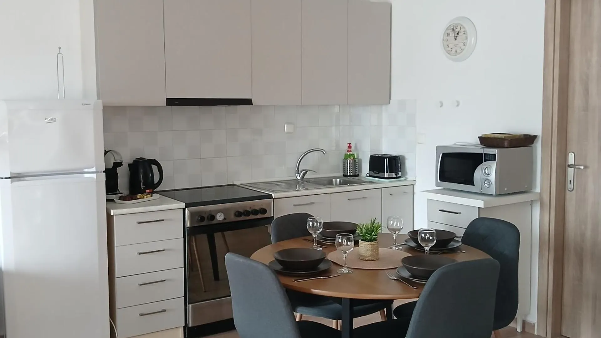 קריופיגי Sea View Apartments